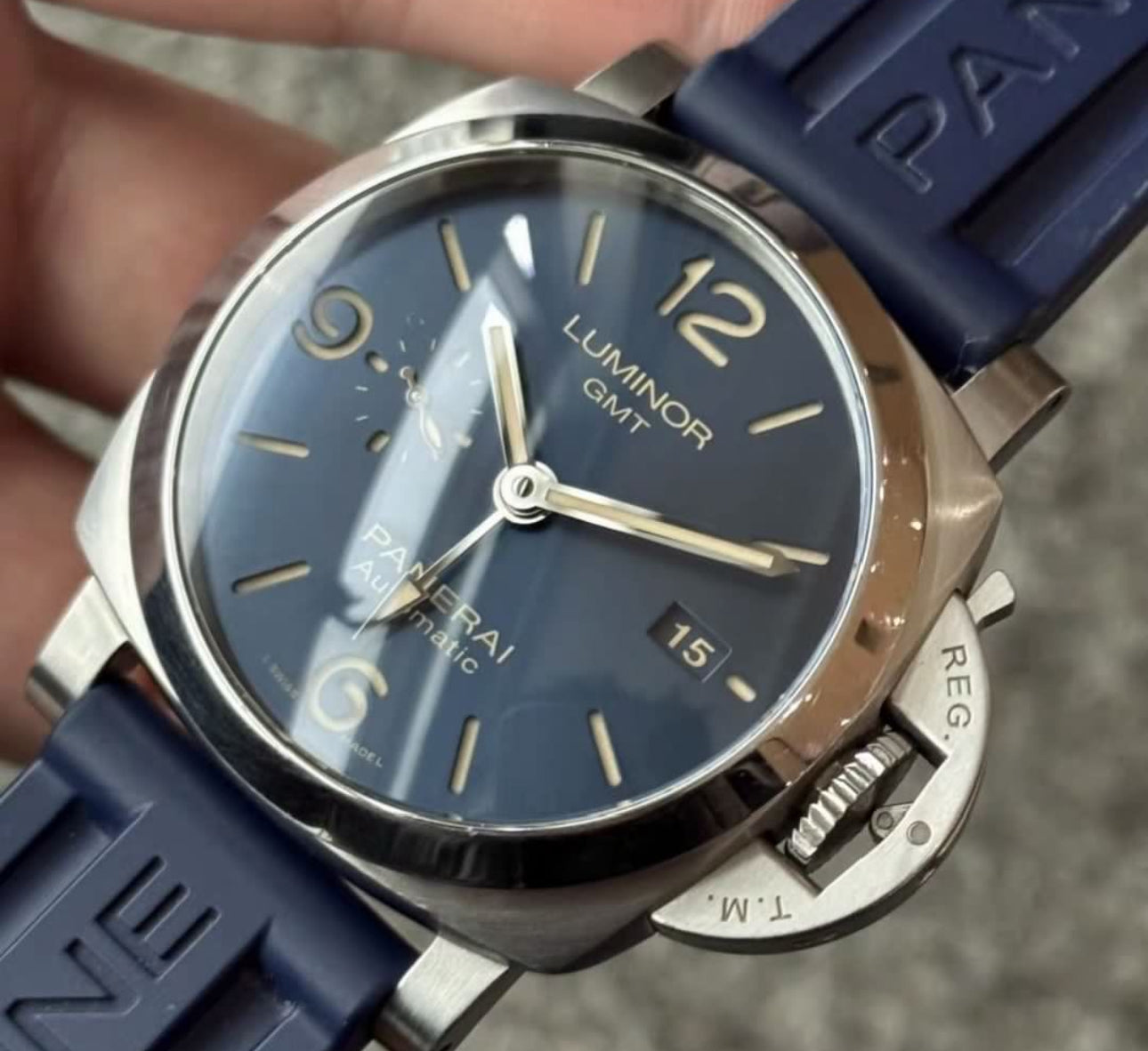 Panerai Luminor GMT Sunburst Blue