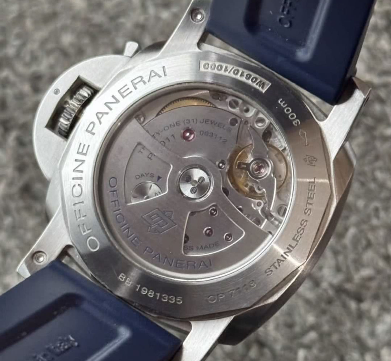 Panerai Luminor GMT Sunburst Blue