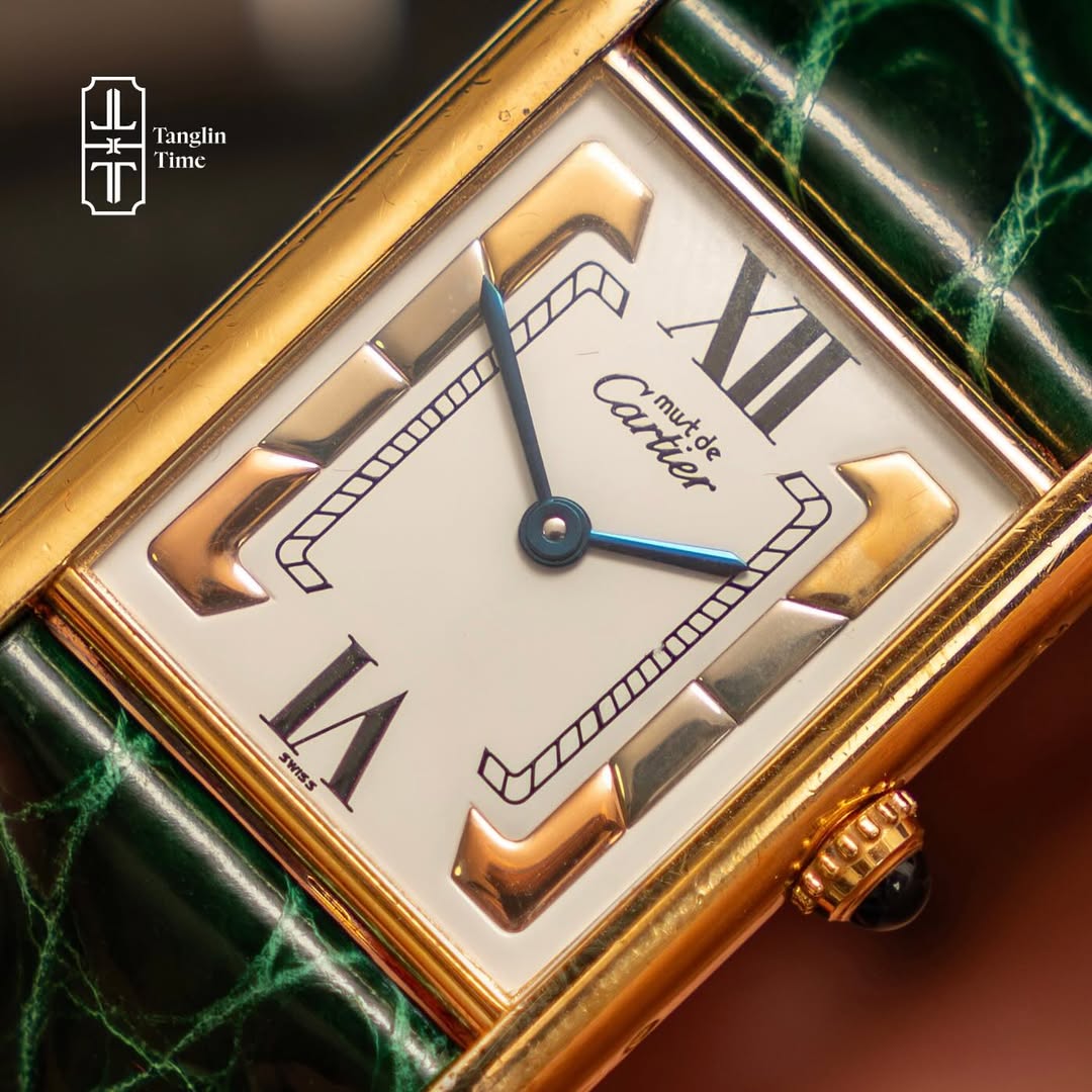 Cartier Tank Must Trinity Side Dial